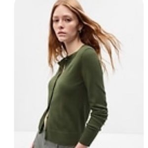 Gap Green Crewneck Cardigan Sweater-New, Never Worn